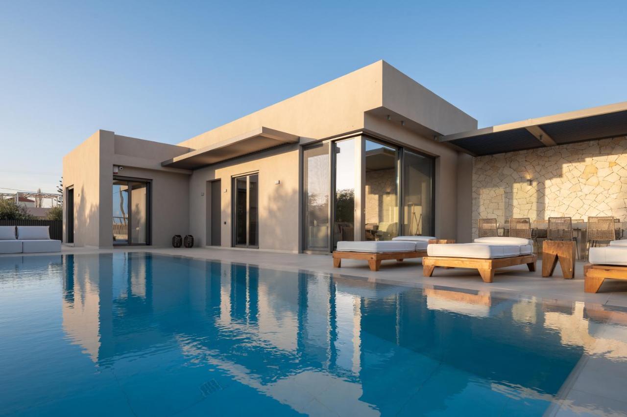 Athina Luxury Villa, With Pool & Walk To The Beach, By Thinkvilla Khania Eksteriør bilde