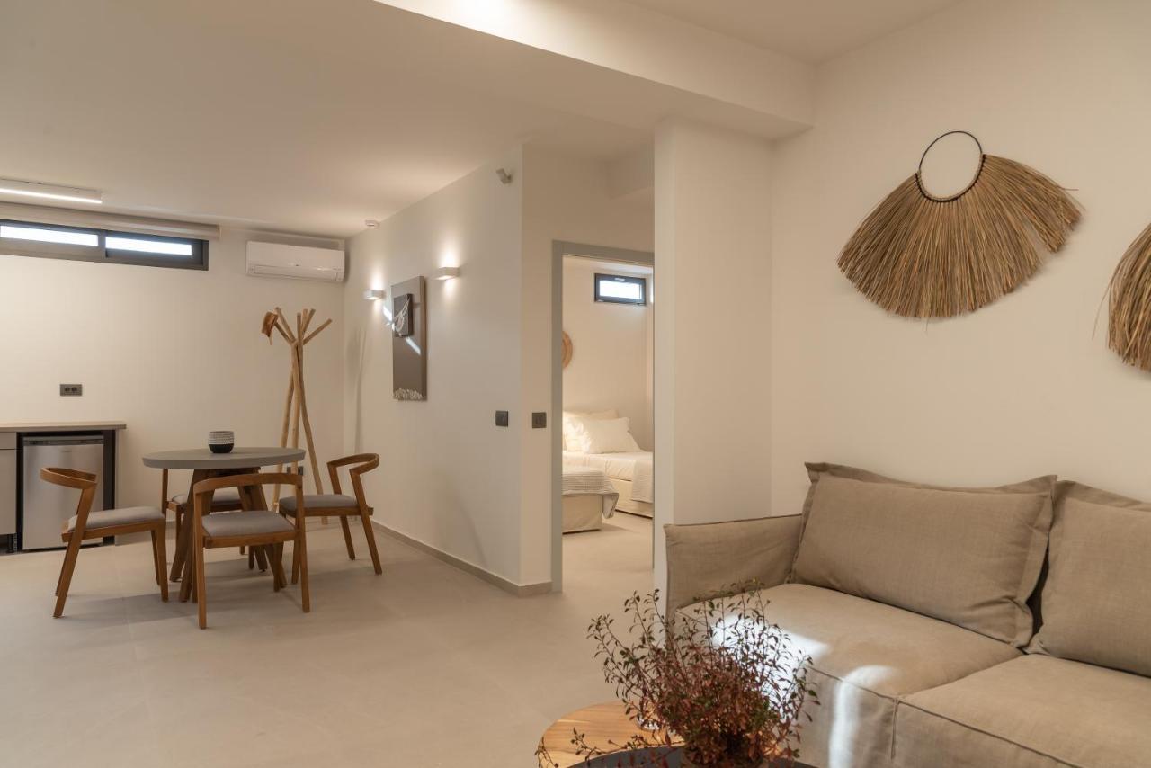 Athina Luxury Villa, With Pool & Walk To The Beach, By Thinkvilla Khania Eksteriør bilde