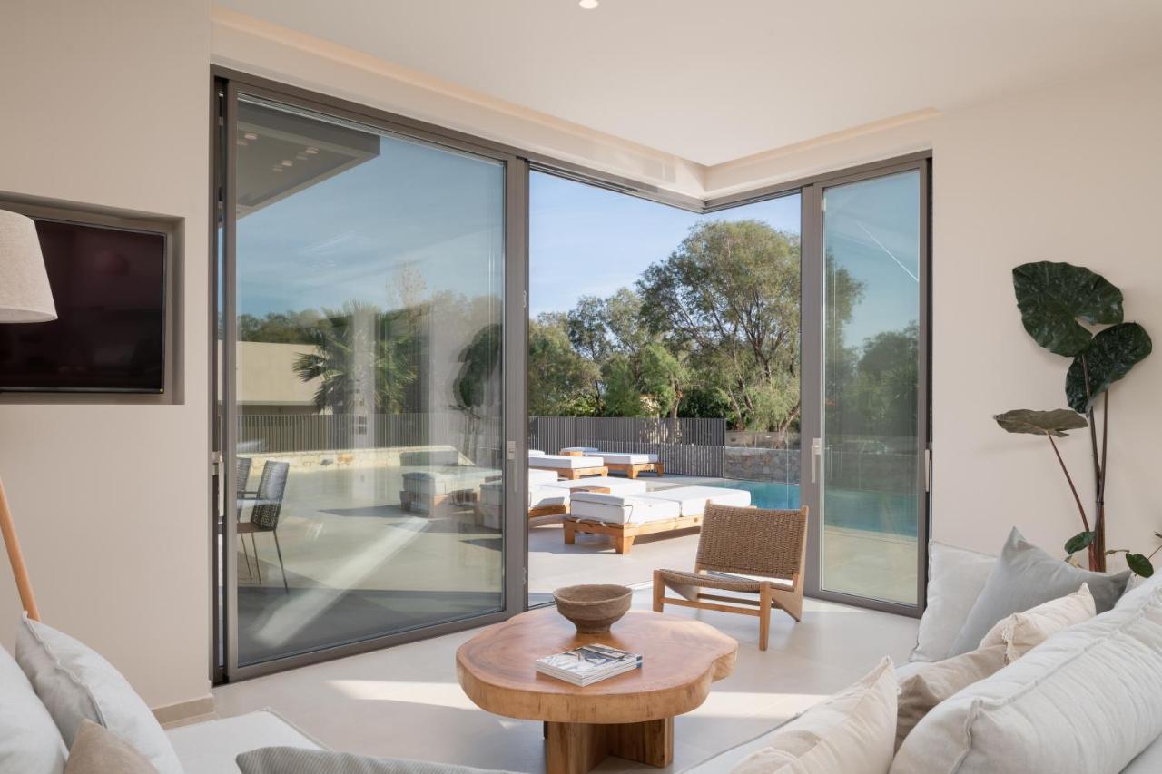 Athina Luxury Villa, With Pool & Walk To The Beach, By Thinkvilla Khania Eksteriør bilde